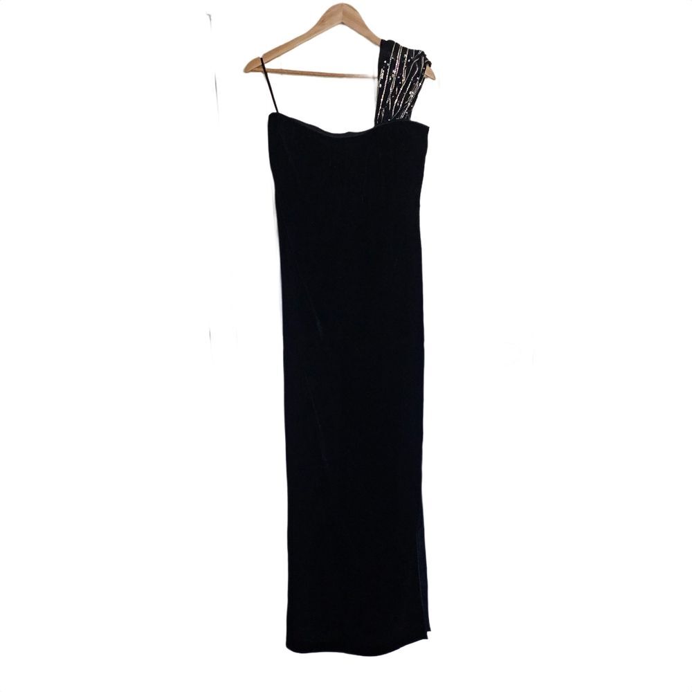 Vintage 1985 Valentino Boutique Black Velvet One Shoulder Evening Gown 8